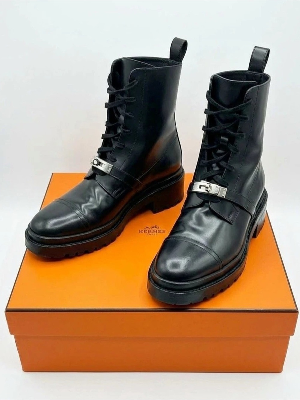 Hermes Funk Motorcycle Ankle boot - Black W Kelly Buckle - 40 US 9.5-10